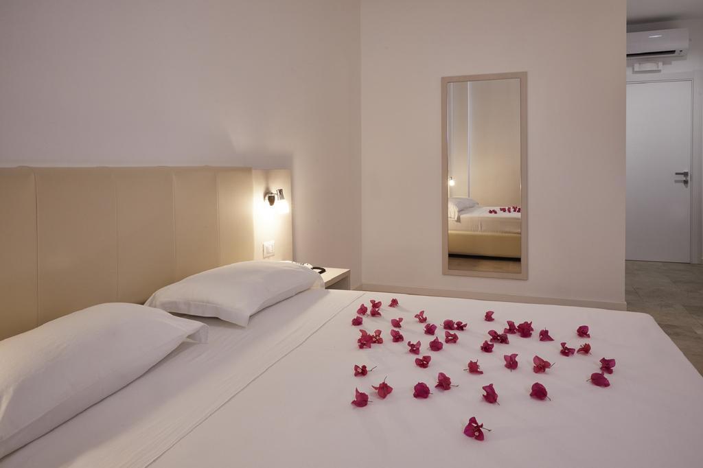 Alba D'Amore Hotel & Spa Lampedusa Exterior photo